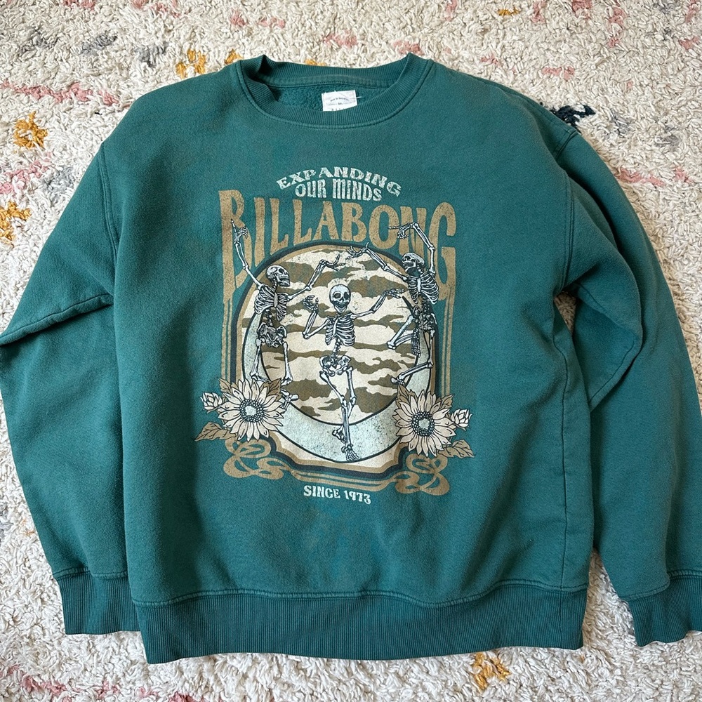 billabong crewneck